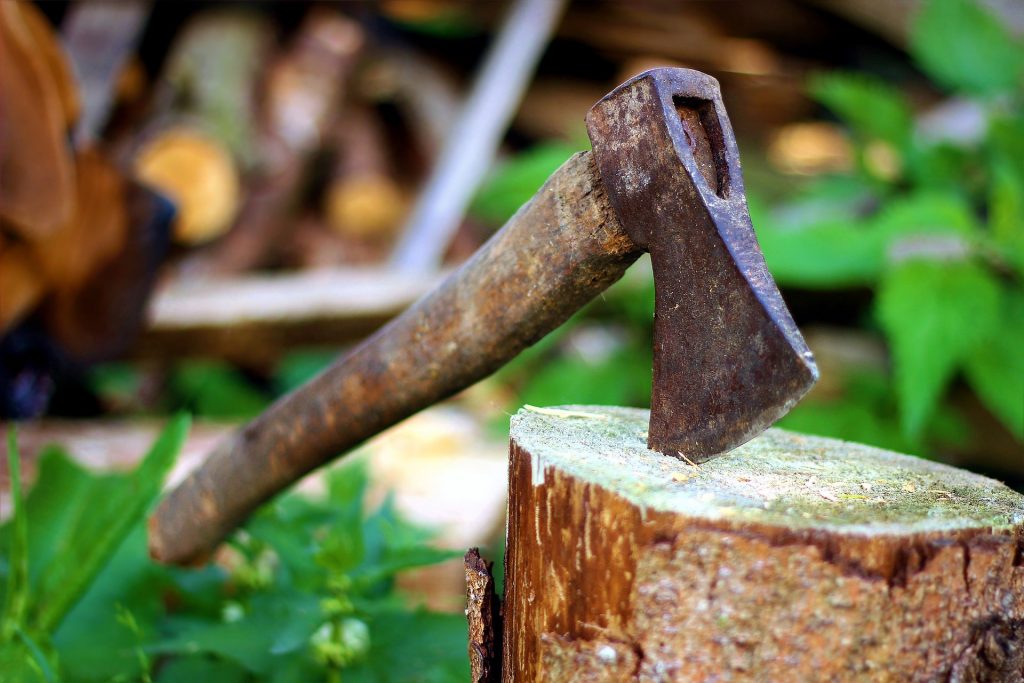 Firewood-Splitting-Safety-1024x683