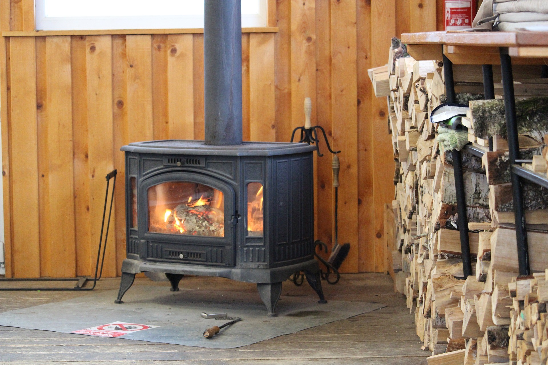 Selecting-Firewood-for-Log-Burner
